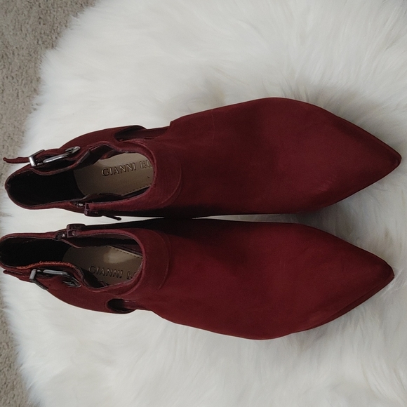 Gianni Bini Booties Size 6 - Picture 2 of 5